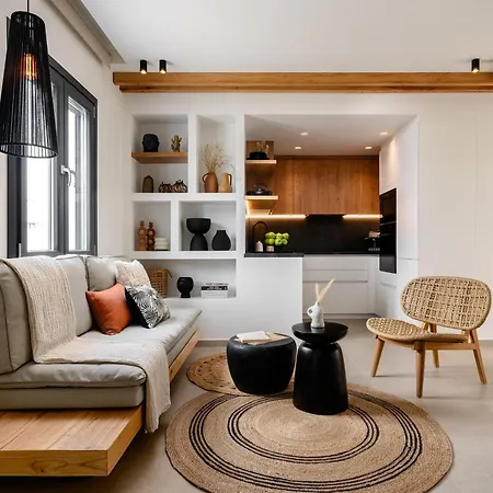 C And G * Agia Anna (Naxos)