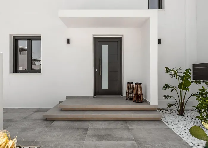 C And G Айя-Анна